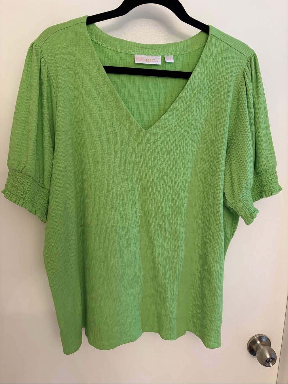 Belle by Kim Gravel Bright Lime Green Crinkle V-Neck Top